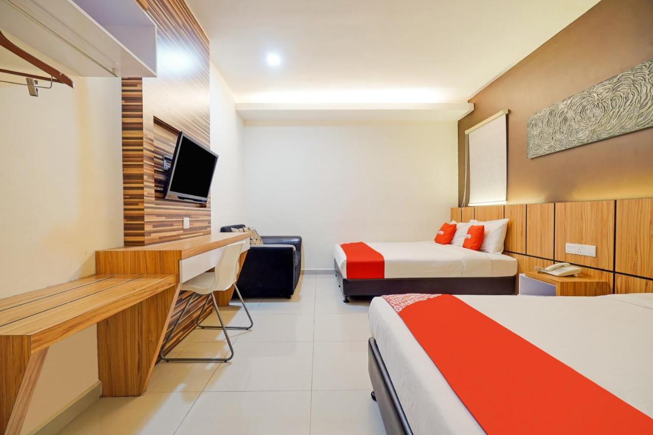 Gm Holiday Hotel Permai Jaya Kampong Tebing Rabak Ngoại thất bức ảnh